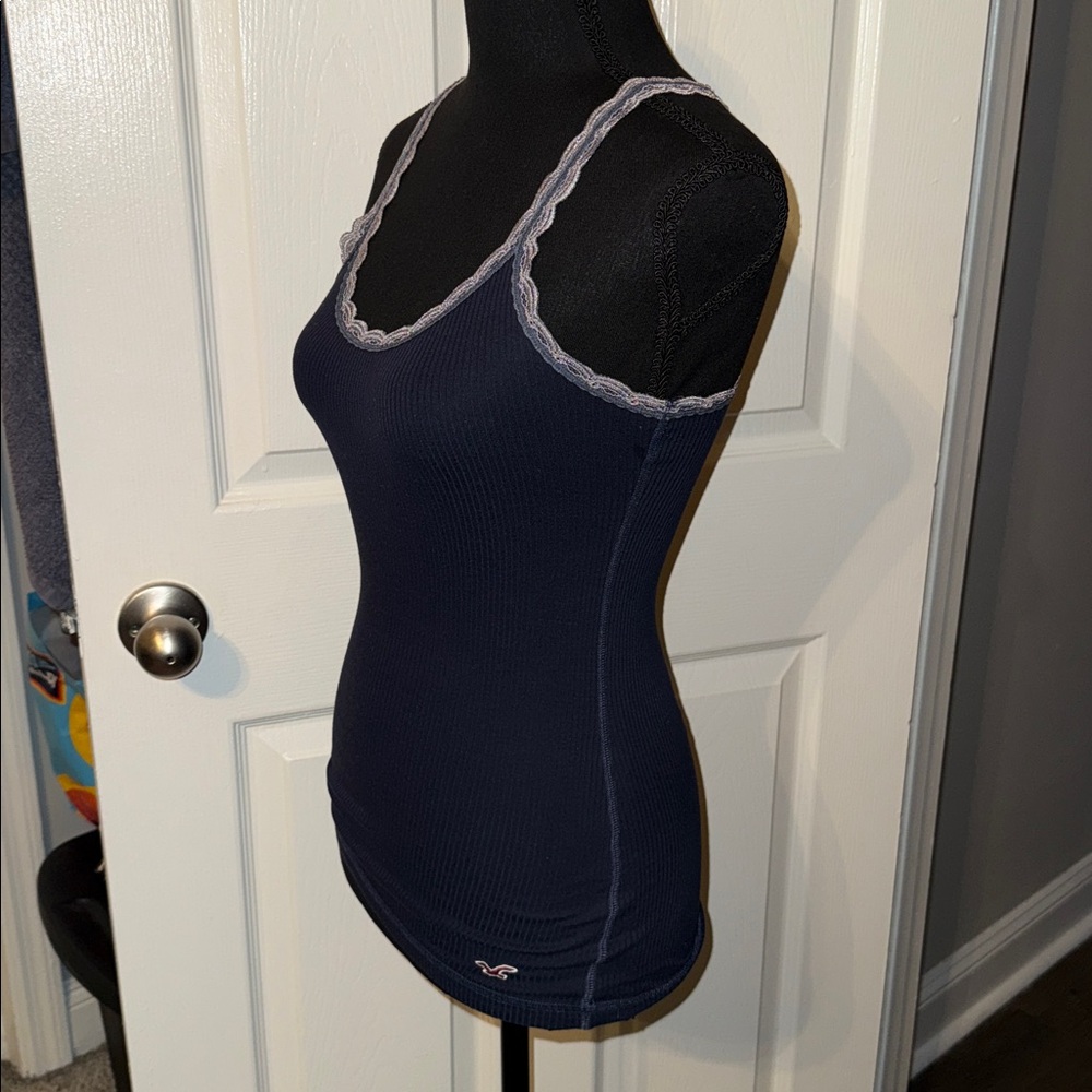 🖤HOLLISTER Y2K NAVY BLUE LACE-TRIM TANK TOP SIZE S🖤 - Picture 3 of 7